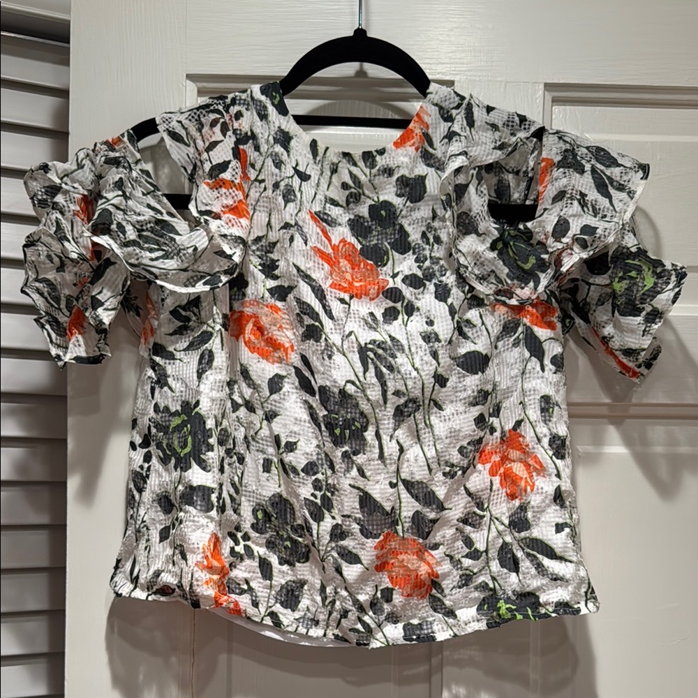 Floral Ruffle Sleeve Blouse